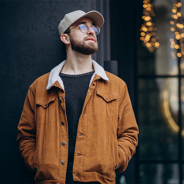 From Work to Weekend: Outfit Ideas That Balance Comfort and Class